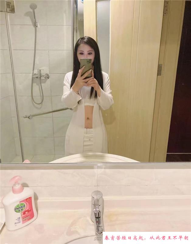 美腿骚货小妹妹 第2张