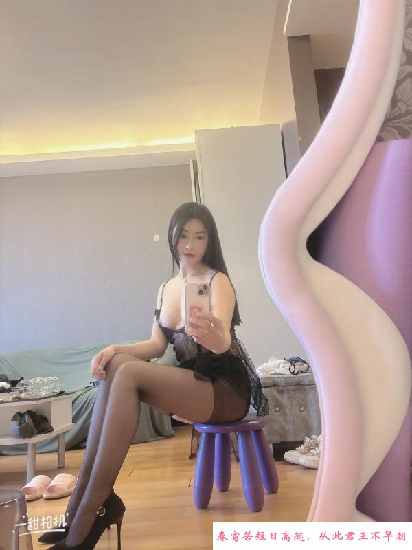 身材诱人柠檬妹子 第2张