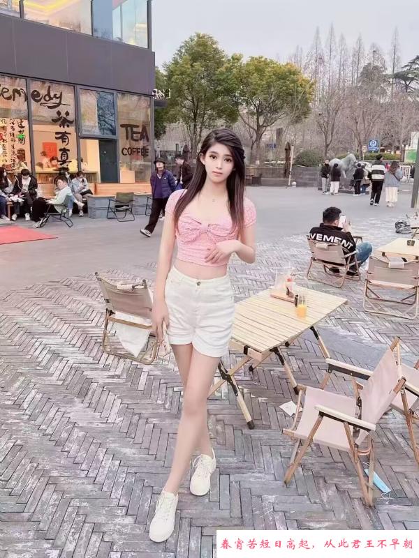 北方高挑混血妹子 第2张
