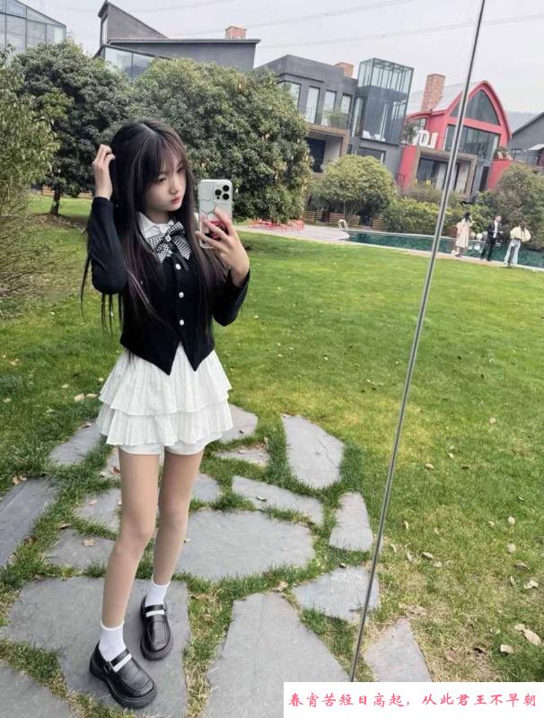 粉嫩jk援交女 第4张