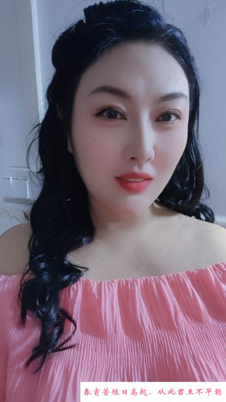 海珠石溪地铁东北少妇 第1张