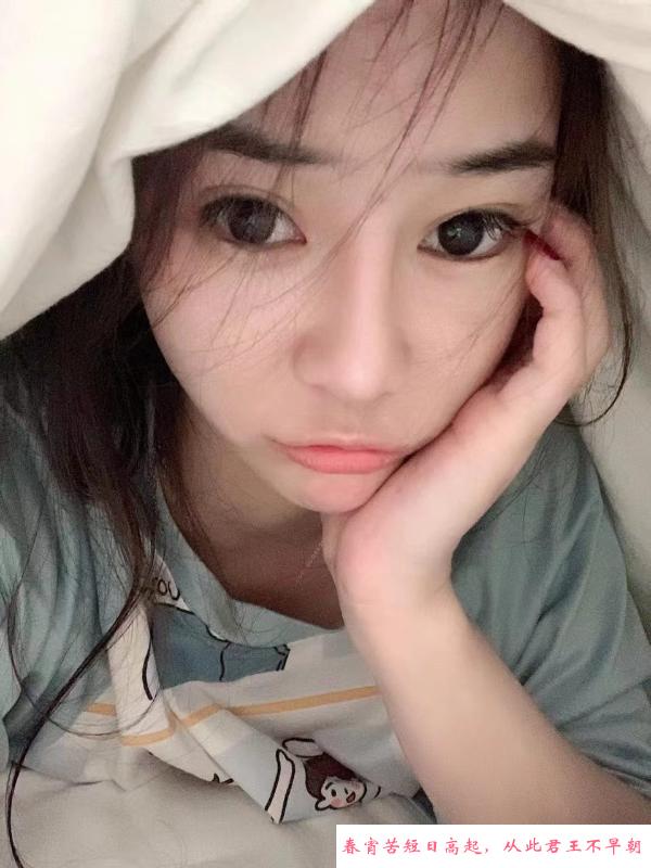 清纯美少女贝贝 第2张