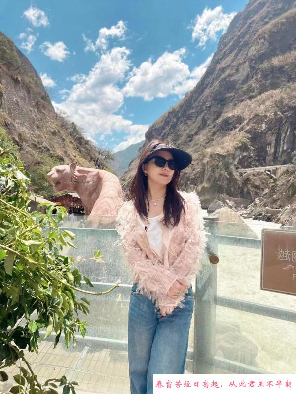 铁西骚女 第2张