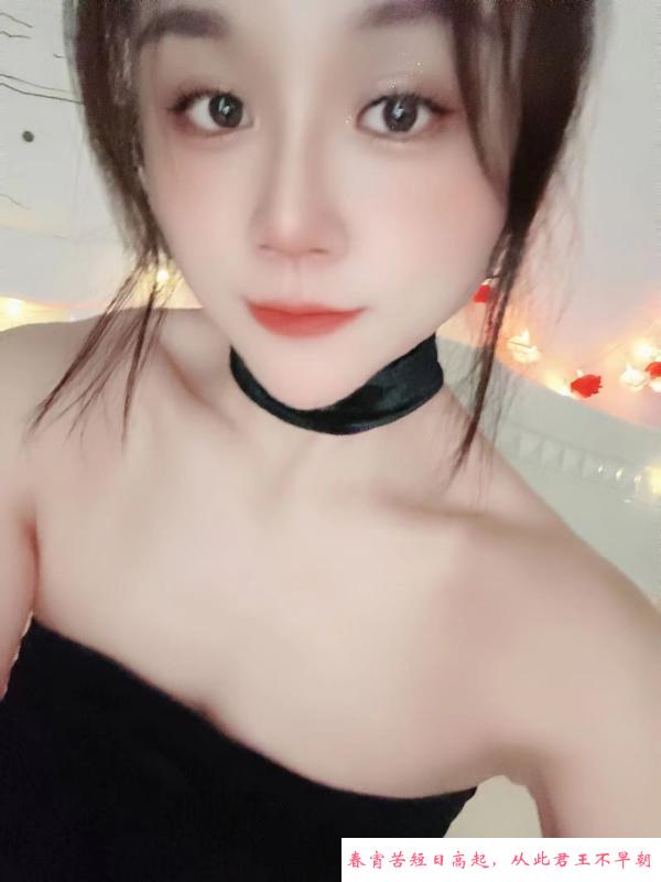 健身瑜伽小姐姐 第2张
