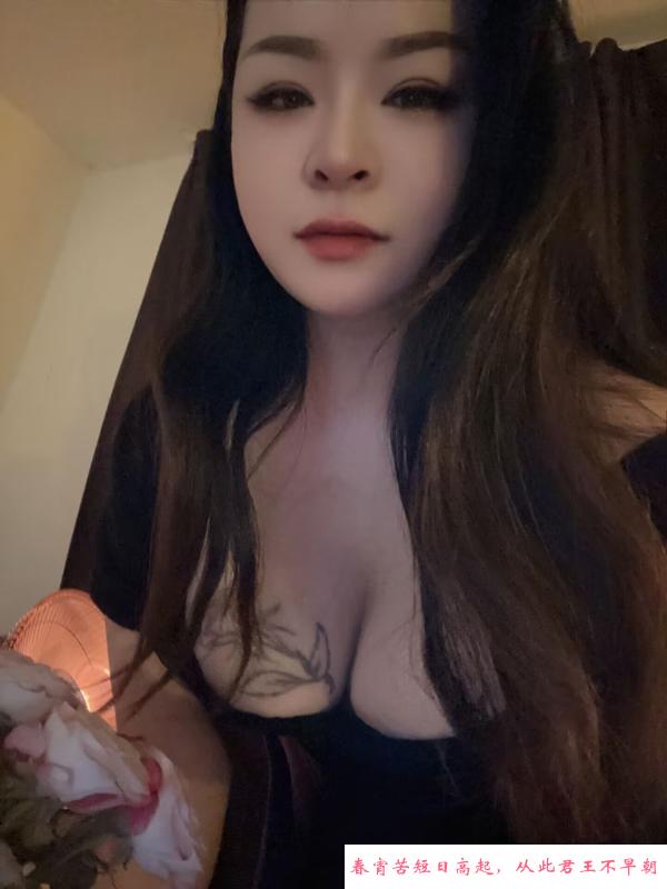 西湖大奶子少妇 第1张