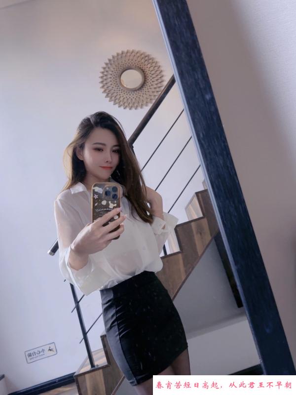 性感女神Tina 第3张