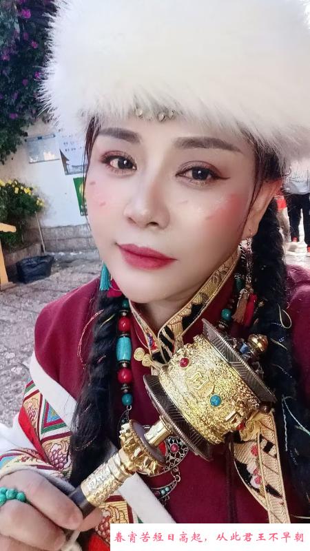 重工街胖妞 第2张