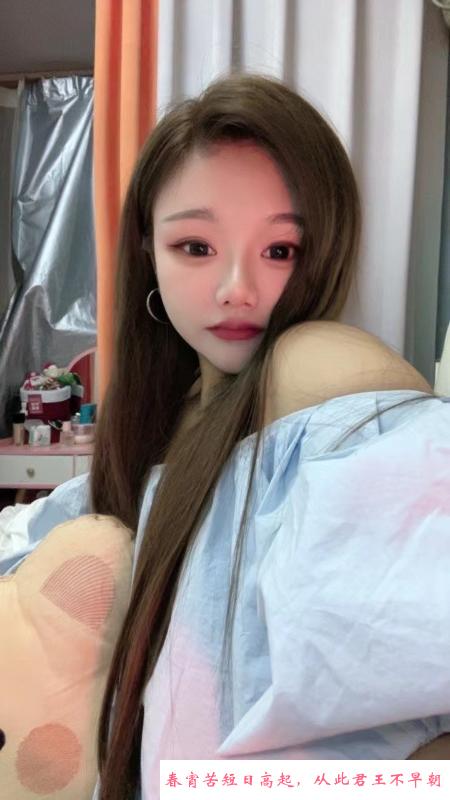 00后嫩妹子 第1张