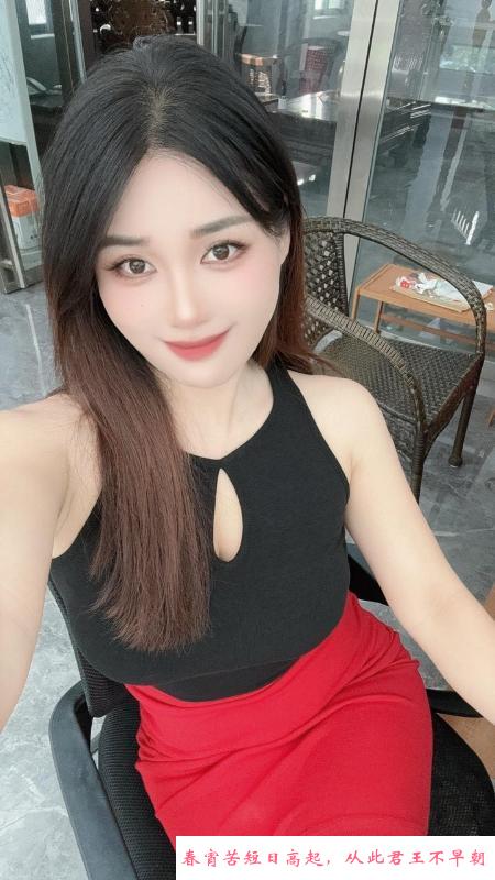 瑶海翘臀雯雯 第1张