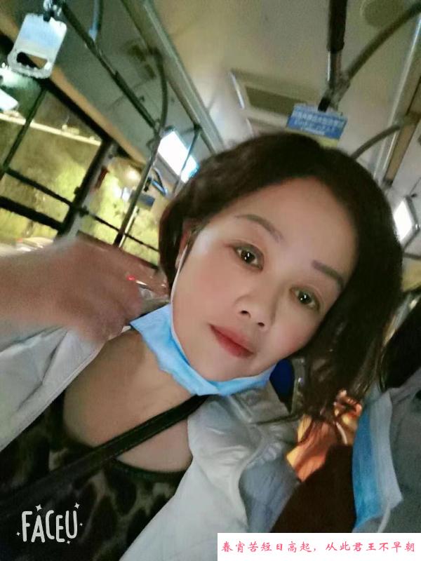 石家庄熟女双飞 第1张