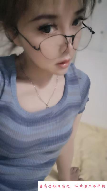 明发广场依依 第1张