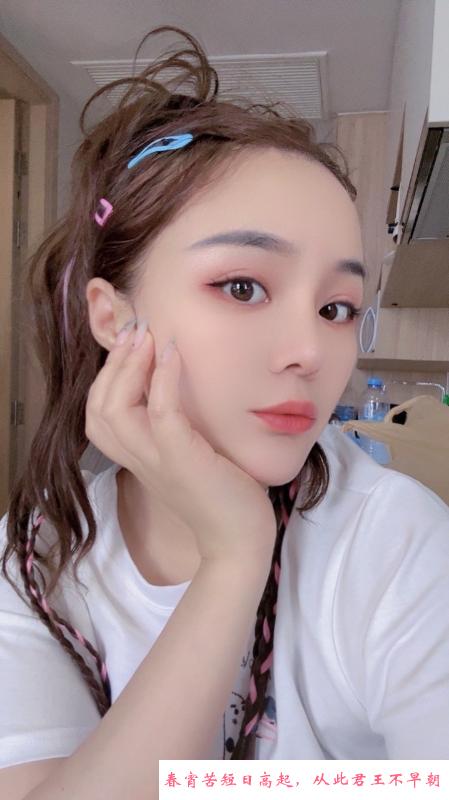 普陀气质美女 第1张