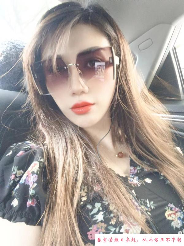 居家少妇花妹 第1张