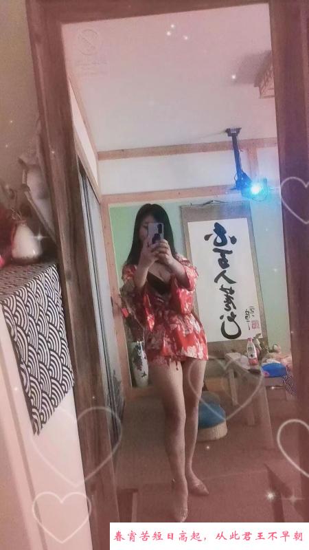 武汉性感肤白骚少妇 第1张