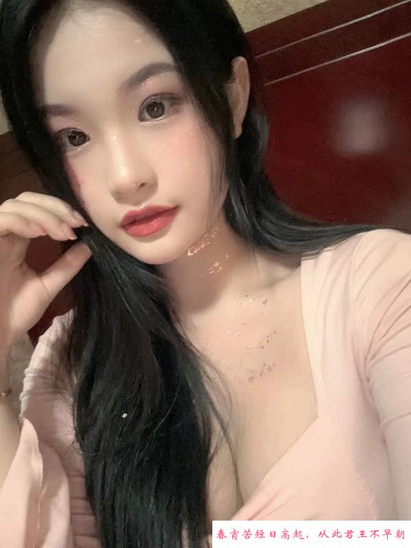 想入非非的妃儿 第1张
