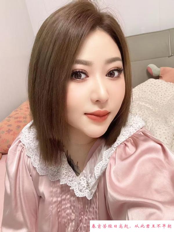 微胖纹身小少妇 第3张