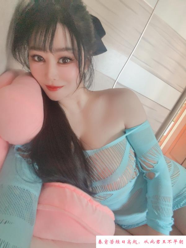 拱墅大胸妹 第1张