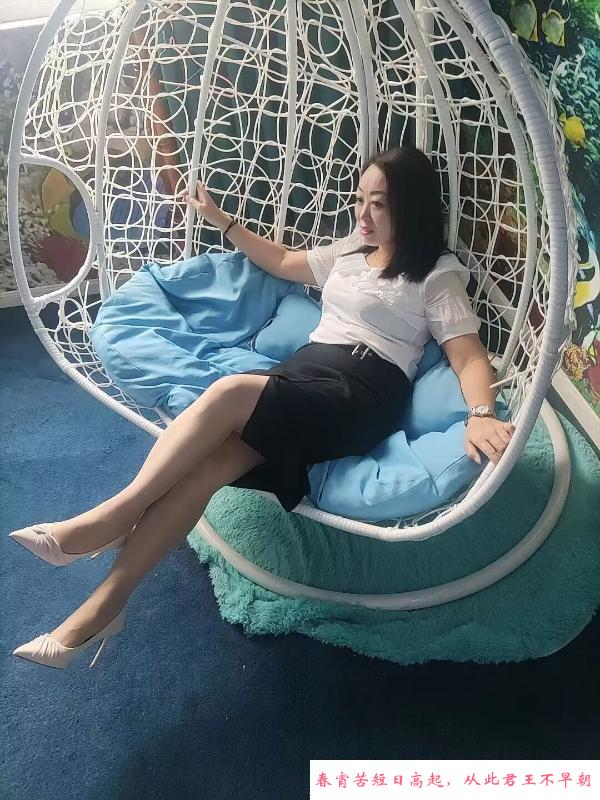 车震野战熟女 第2张