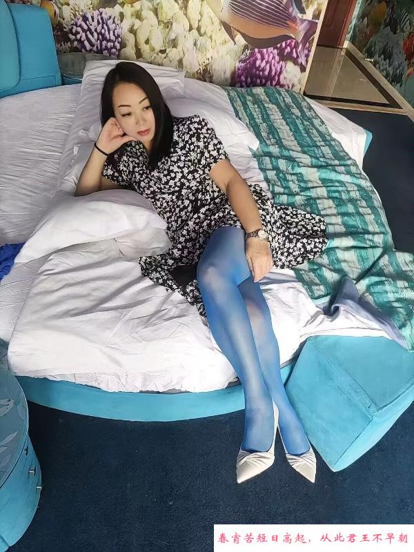 车震野战熟女 第3张