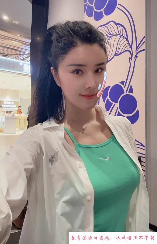 美妙绝伦模特月亮 第3张