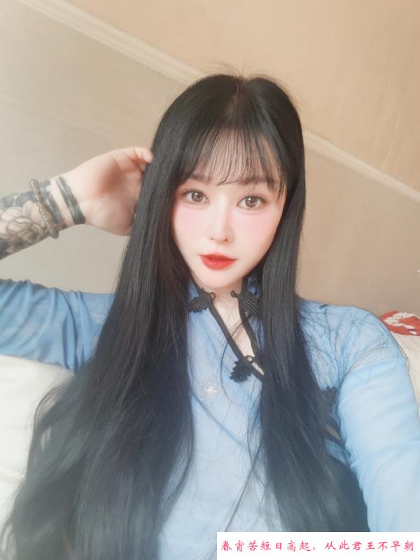 兼职大胸小姐姐 第1张