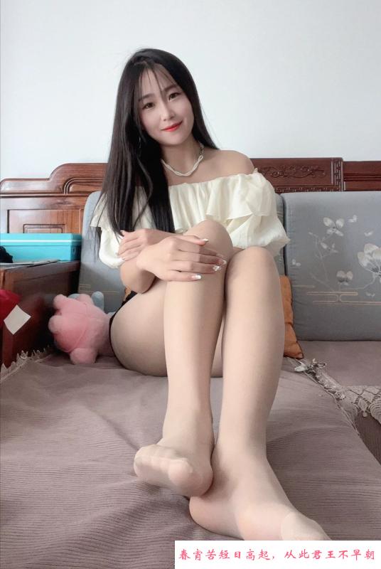 风情万种小姐姐 第1张