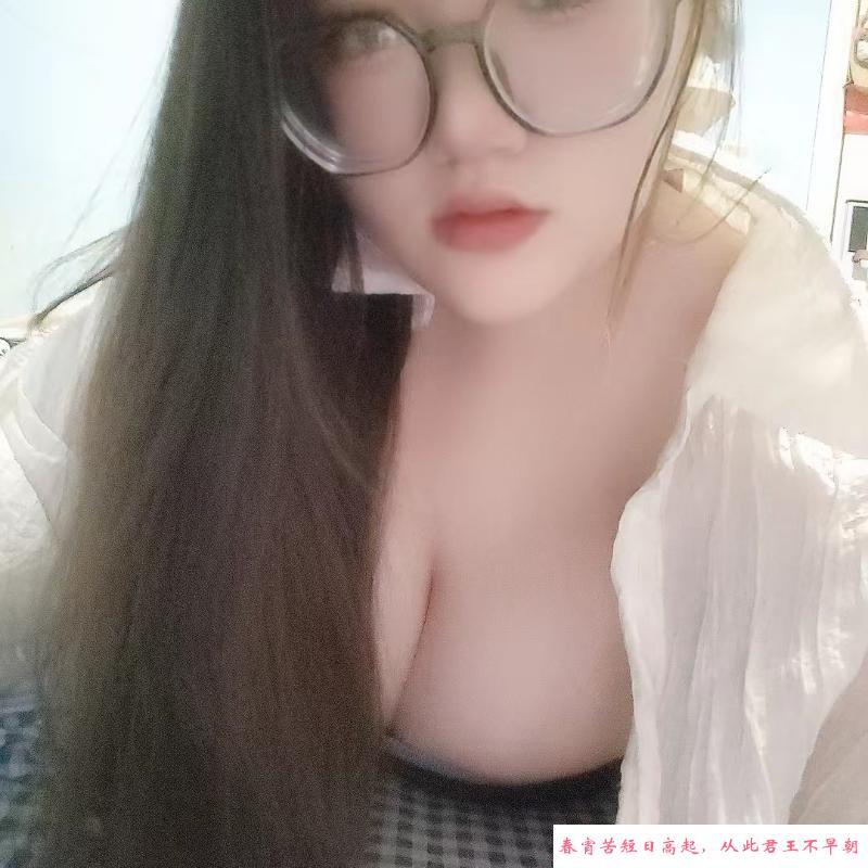 微胖巨乳小倩 第1张