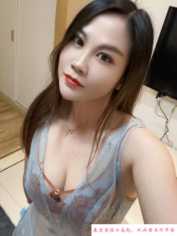 吴中居家四推小骚妇 第1张
