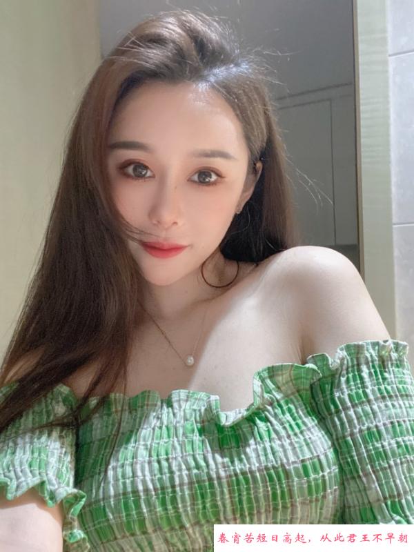 栖霞美甲师 第3张