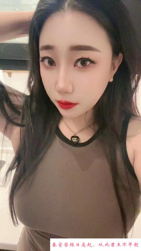 D奶喷水骚女西西 第2张