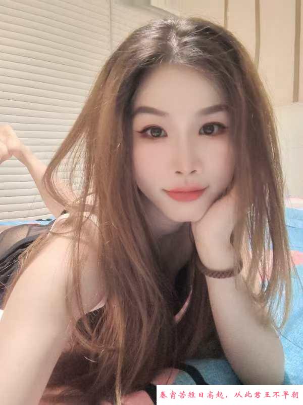 性感舌吻朵朵 第3张