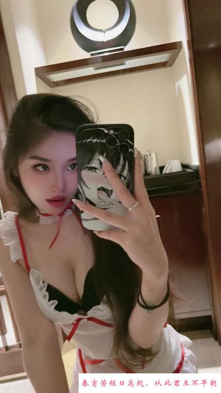 大胸制服可吻若如 第1张