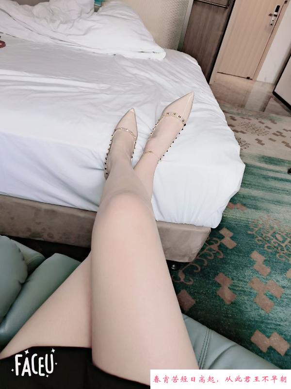 宝山E胸蛇吻会会 第2张
