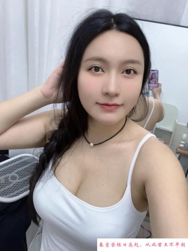 瑶海长腿美少妇冰儿 第1张