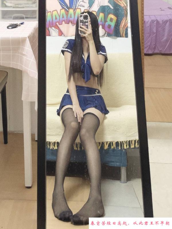 情趣制服小辣妹 第3张