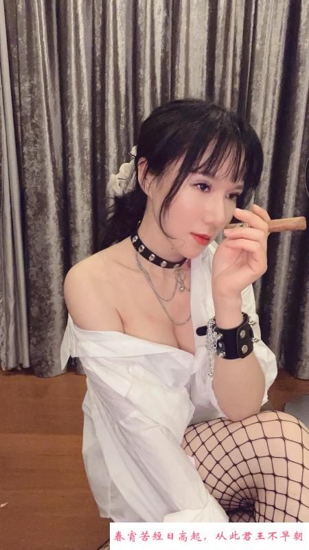 性感长舌少妇叶子 第1张