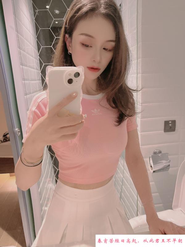 高挑美女媛媛 第1张