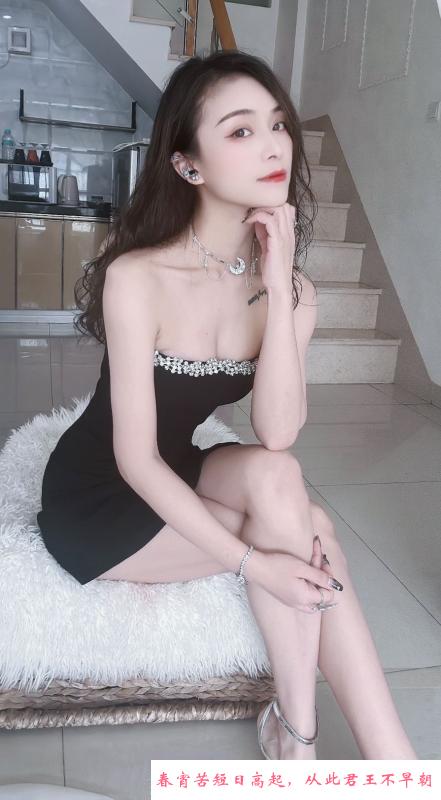 高挑美女媛媛 第4张