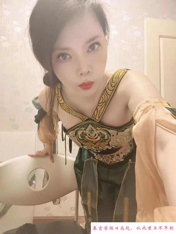武侯风骚制服少妇雅雅 第2张