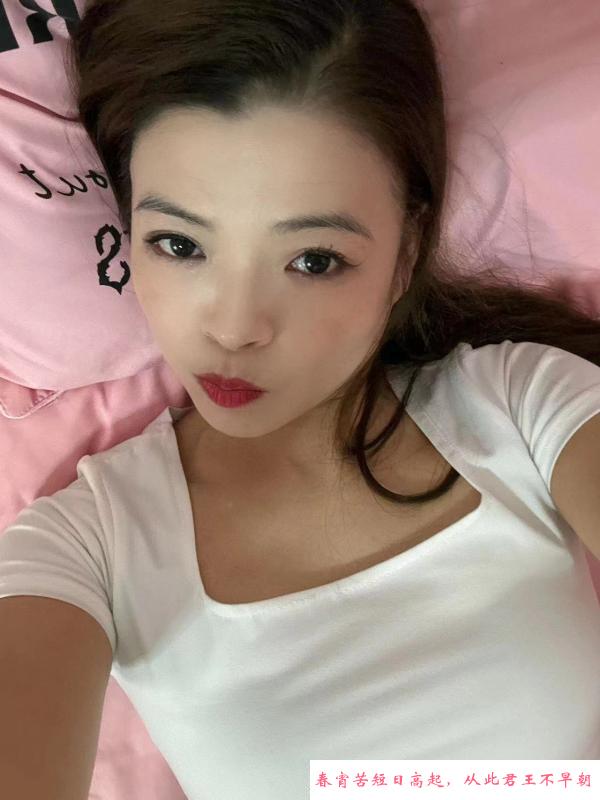 湖州爆乳美女 第1张