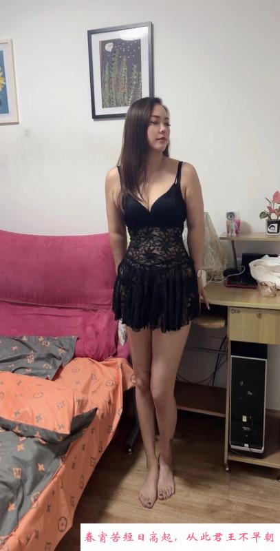 会绝活倒立的靓女 第2张