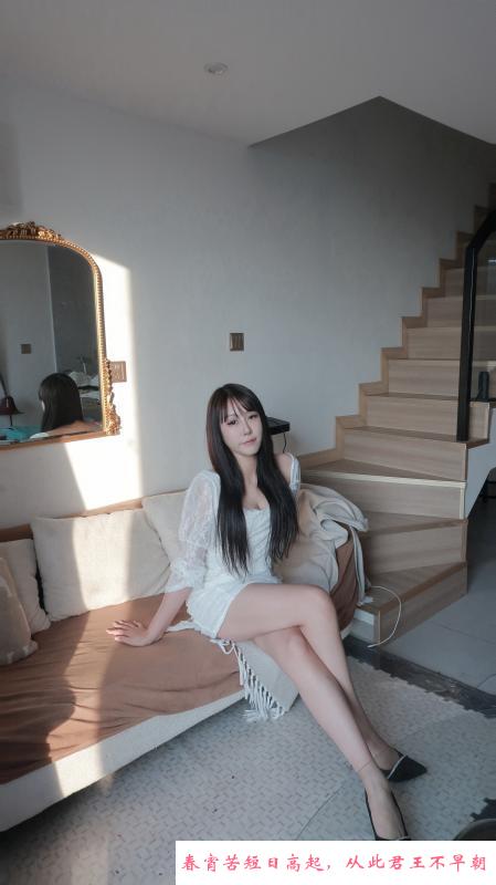 优质服务长腿美女雪碧 第2张