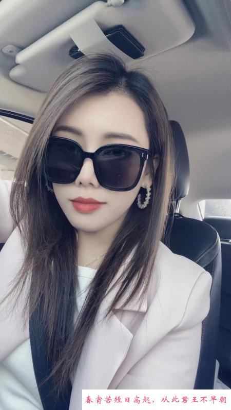 包河服务美女 第2张