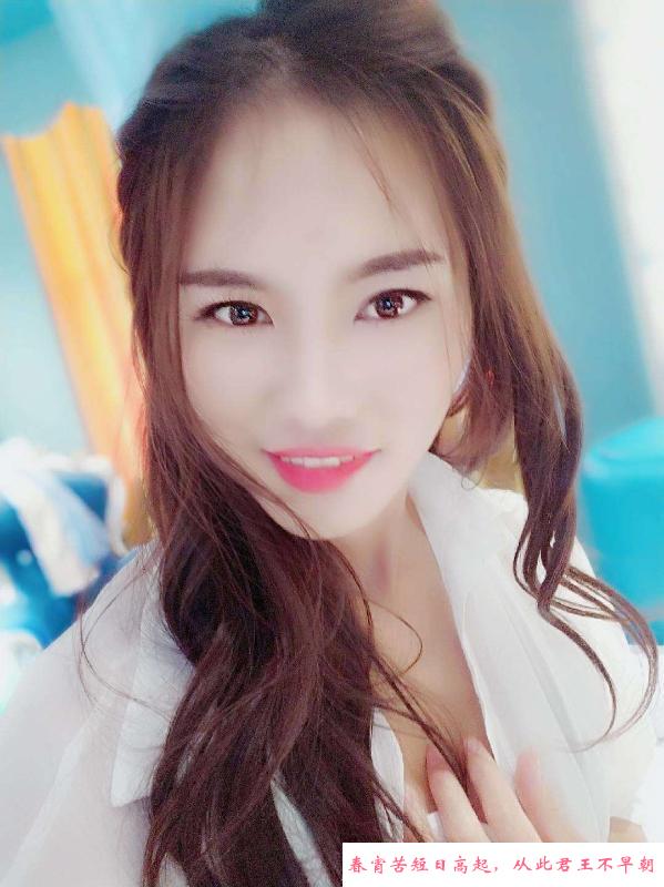 风骚少妇子安妮 第4张