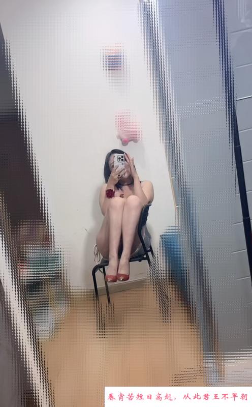 风骚御姐 第2张