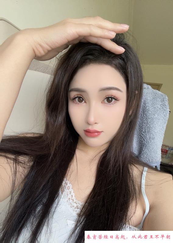 模特身材小迪 第2张