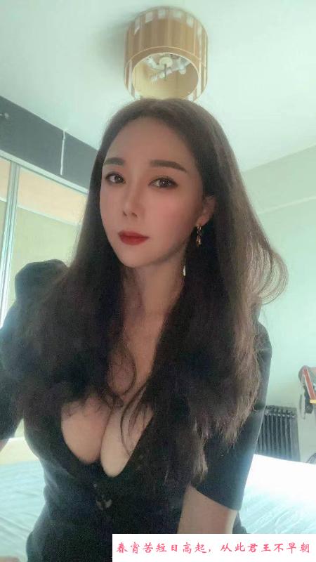 气质美乳轻熟女 第3张