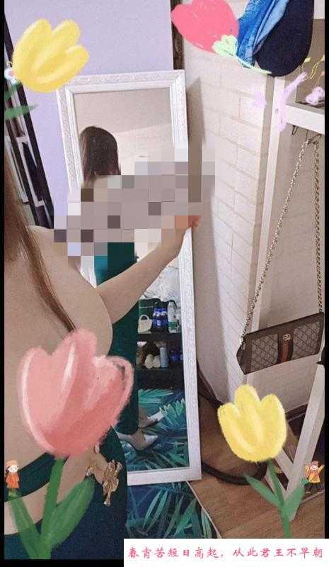 一字马瑜伽骚货 第3张