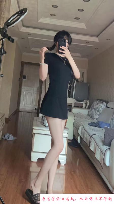 西门长腿依依 第2张