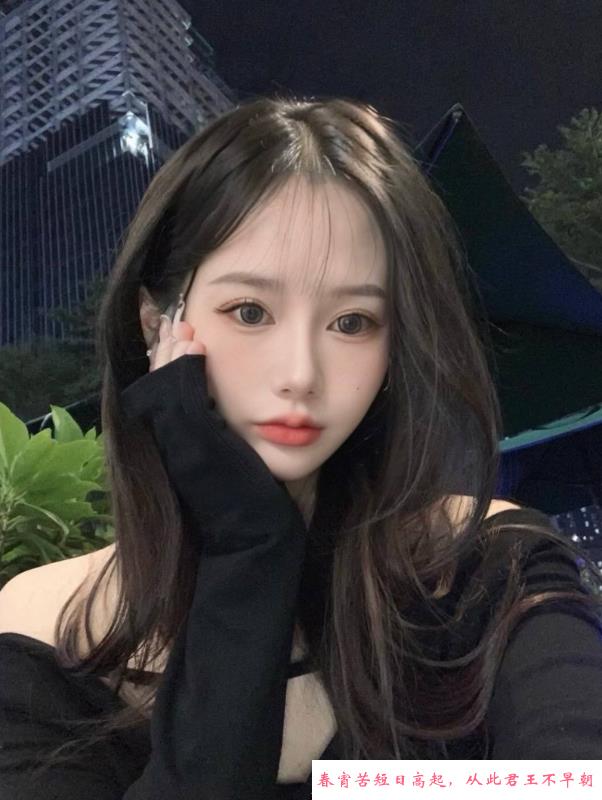 性感大灯小尤物 第4张